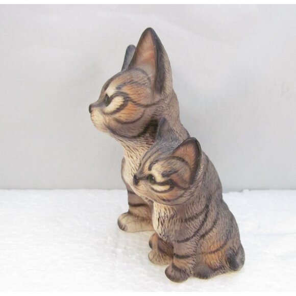 Vintage Harvey Knox Ceramic Brown Black Tabby Mom and Kitten Figurine - Picture 4 of 11
